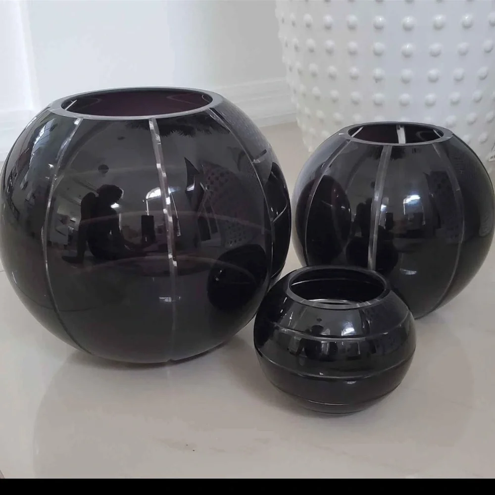 Elegant Vintage Set of 3 Black Ball Vase